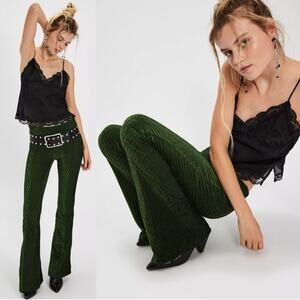 Free People Retro 70s Penny Pull-On Velvet Flare Pants Night Forest Green XL NWT